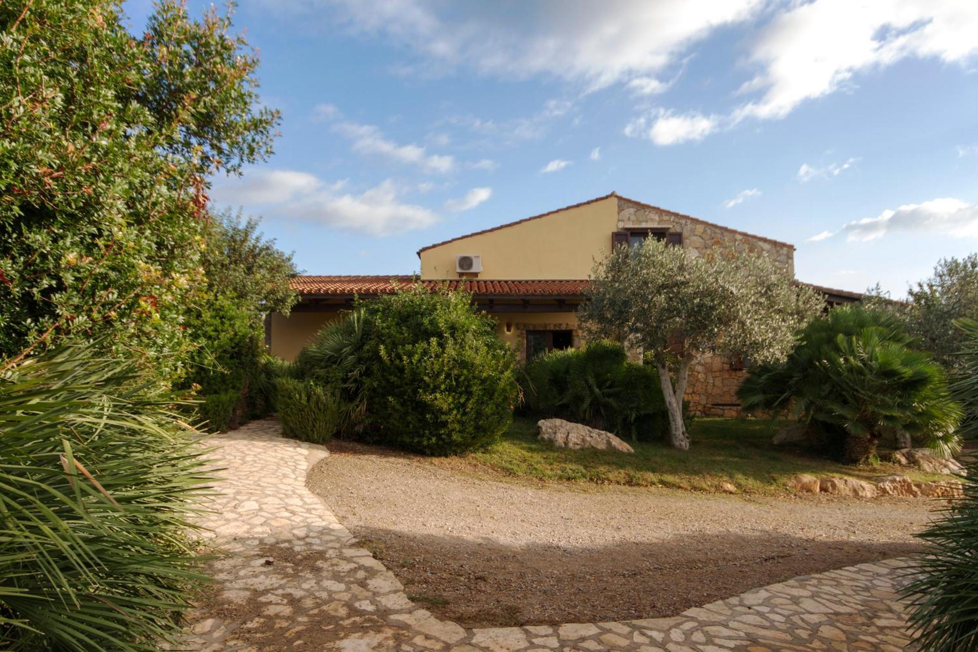 Agri Resort San Giuliano Santa Maria la Palma Bagian luar foto